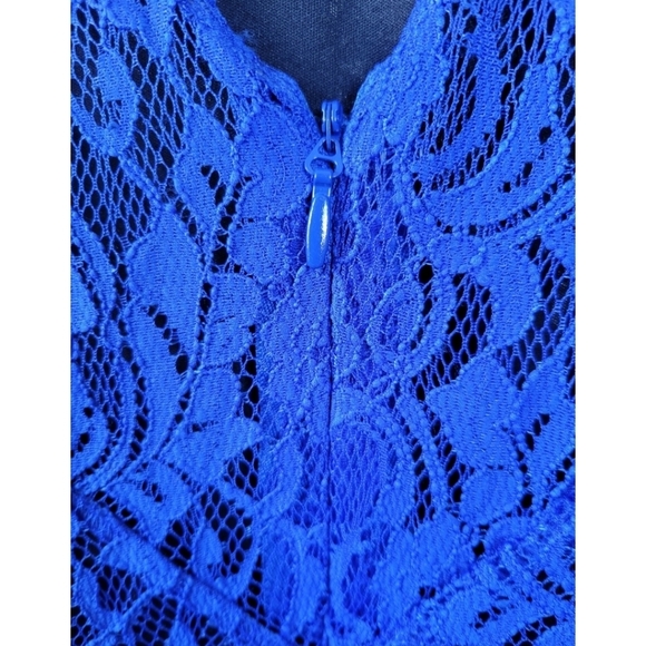 BCBGENERATION Electric Blue Lace Bodycon Mini Dress Womens 10 NWT Long Sleeve - Picture 8 of 11